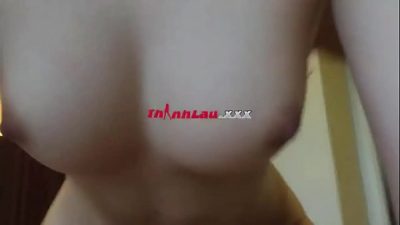 Em hot girl ngực to cưỡi ngựa với người yêu